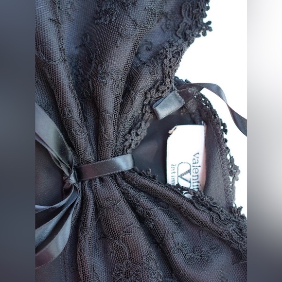 Valentino Intimo Slip - Picture 7 of 8